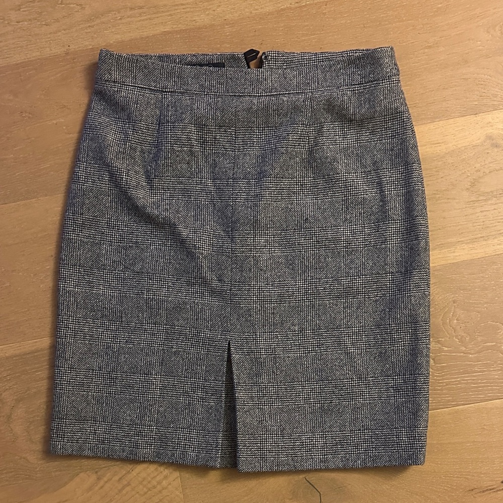 Brooks Brothers Gray Pencil Skirt